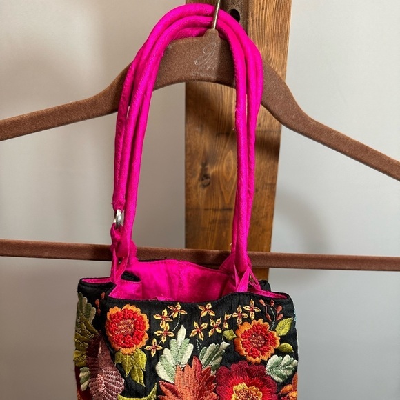 Womens Embroidered Floral Flowers Handbag Purse Coveted Bag Hippie Boho Retro - Picture 3 of 8